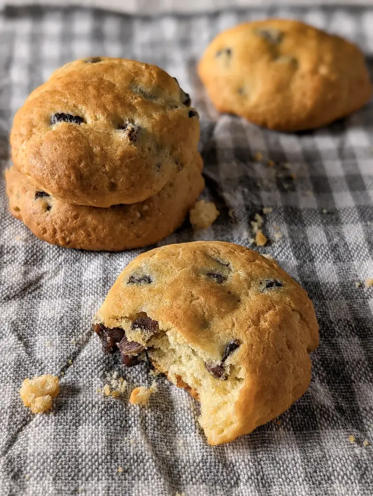 Fin de recette et présentation des cookies au parmesan et gésier 