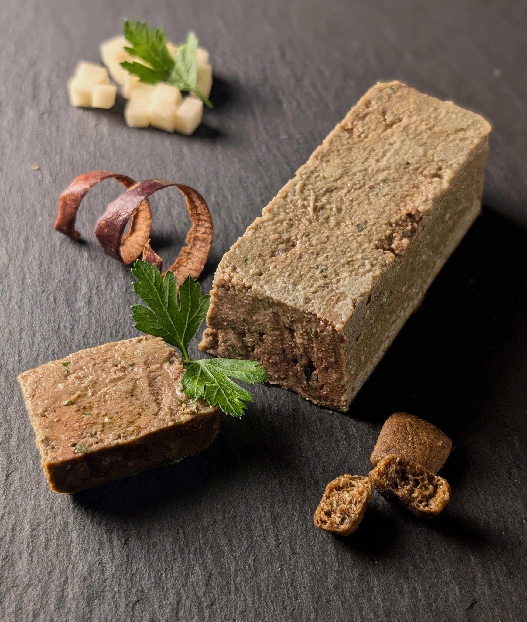 Gâteau au foie et croquettes