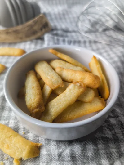 Langue de chien au parmesan - visuel des biscuits - le cuisine de Vénus