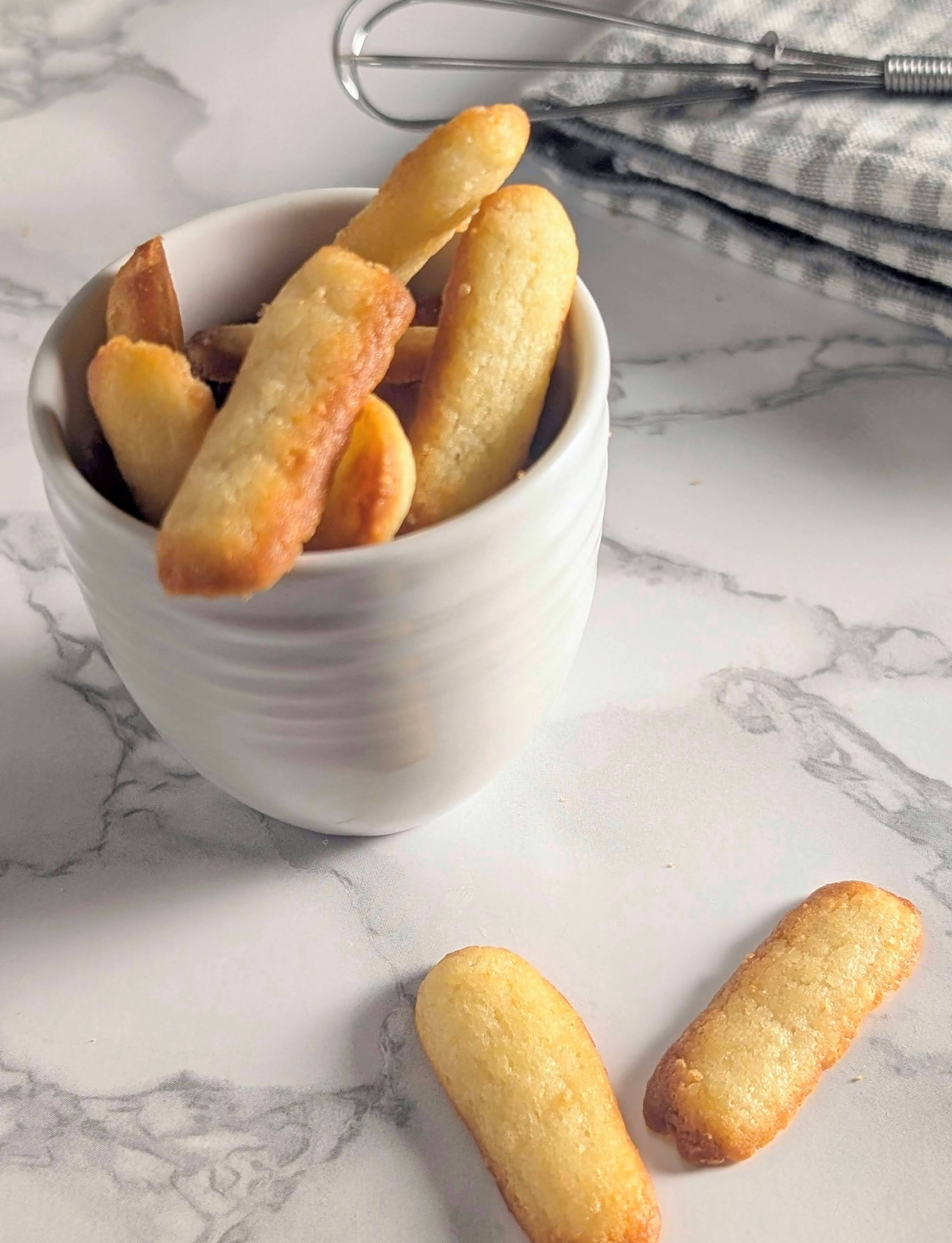 Langue de chien au parmesan
