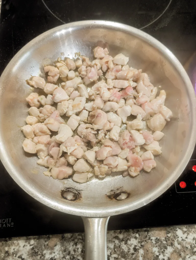 Cuisson du poulet à la poêle