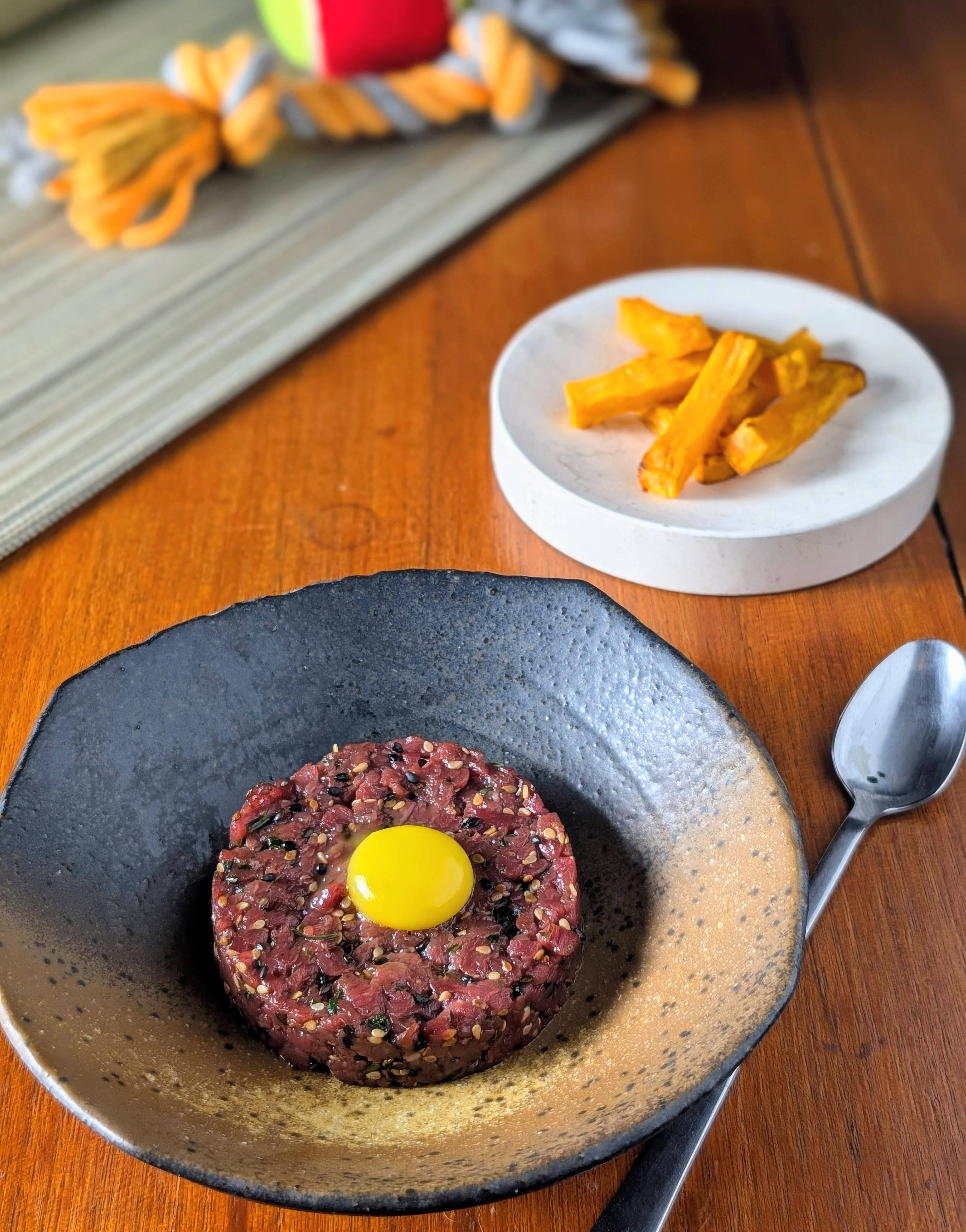 Tartare de boeuf & frites de patate douce